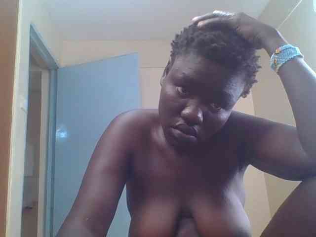 Sexxydaphine1 webcam