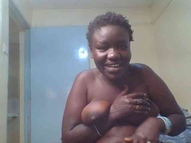 Sexxydaphine1 webcam