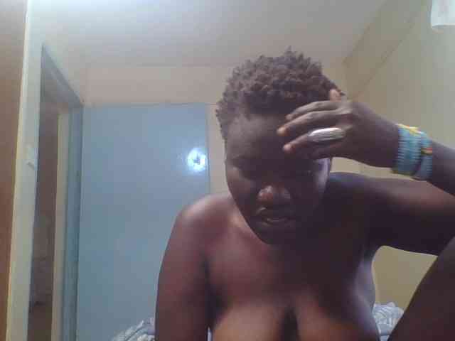 Sexxydaphine1 webcam