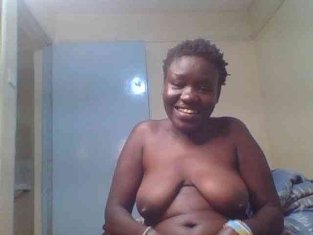 Sexxydaphine1 webcam