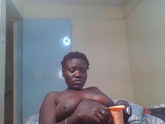 Sexxydaphine1 webcam