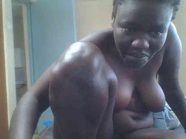 Sexxydaphine1 webcam