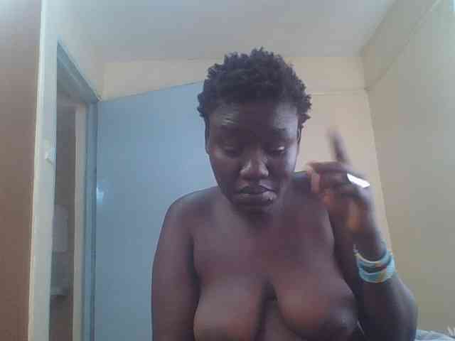 Sexxydaphine1 webcam
