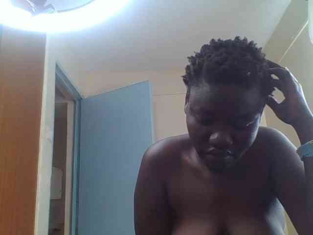 Sexxydaphine1 webcam