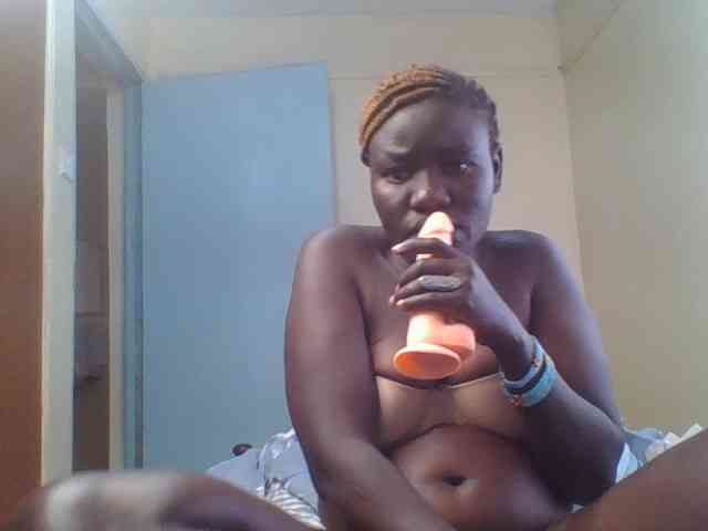 Sexxydaphine1 webcam