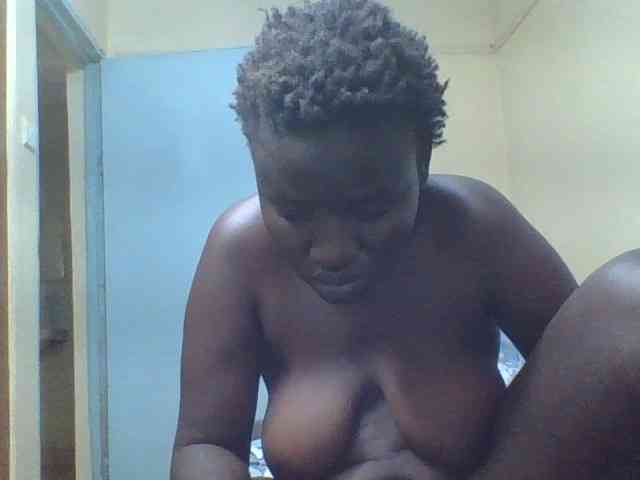 Sexxydaphine1 webcam