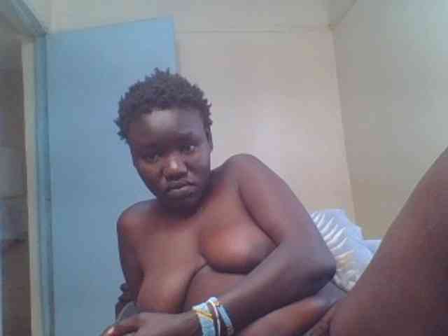 Sexxydaphine1 webcam