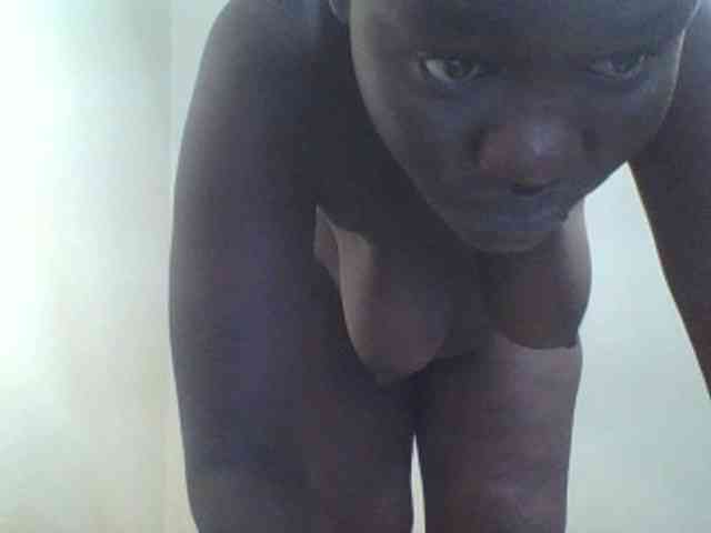 Sexxydaphine1 webcam