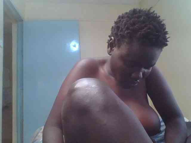 Sexxydaphine1 webcam
