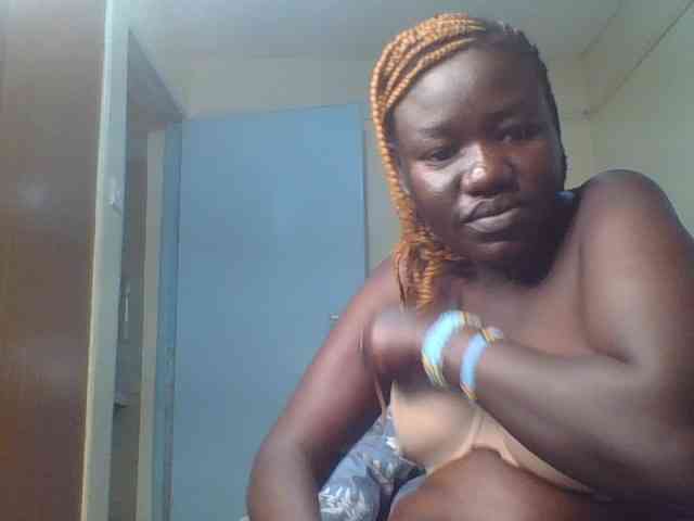 Sexxydaphine1 webcam