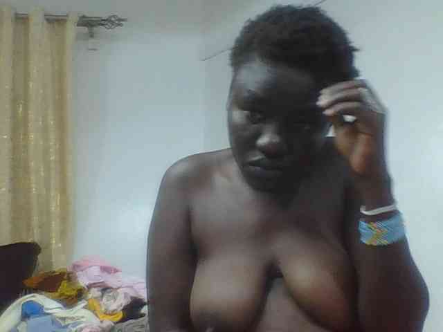 Sexxydaphine1 webcam