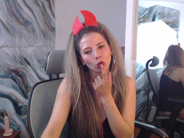 anymar live cam on BongaCams