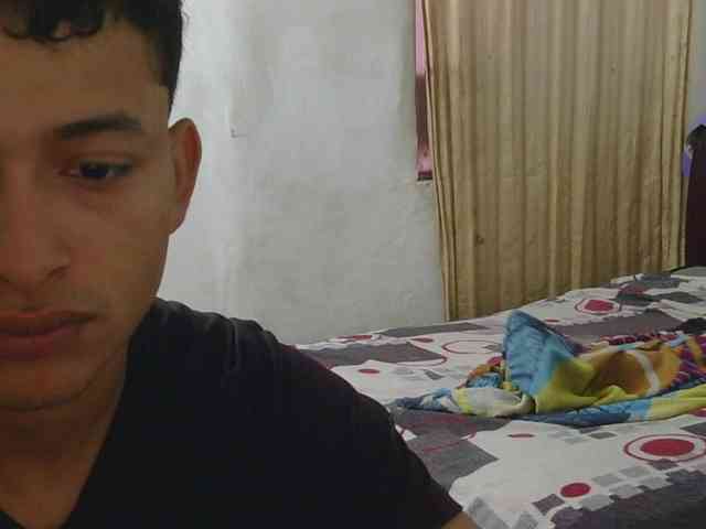 hotcouple21 webcam