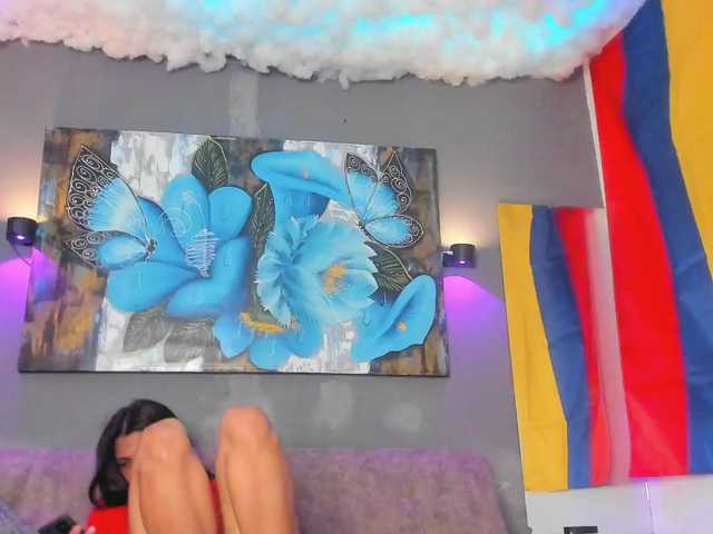 ElizabethAndEliana live cam on BongaCams