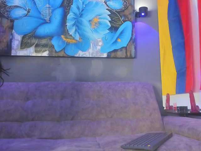 ElizabethAndEliana live cam on BongaCams