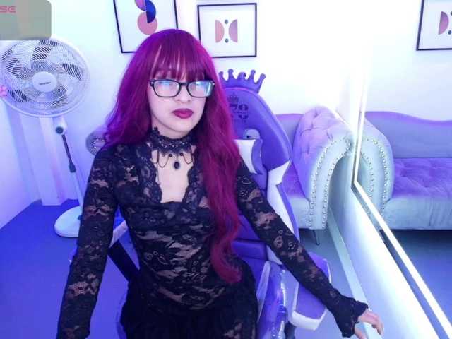 Ariel-doweeen live cam on BongaCams