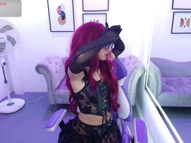 Ariel-doweeen live cam on BongaCams