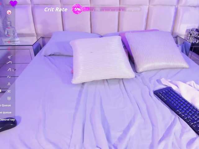 MiaCurly live cam on BongaCams