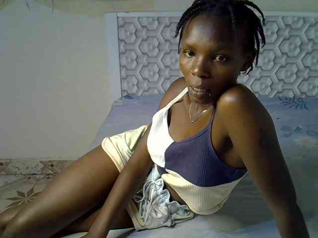 Sexyrose12 webcam