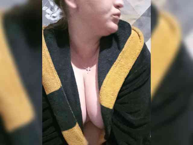 AngelinaKiss96