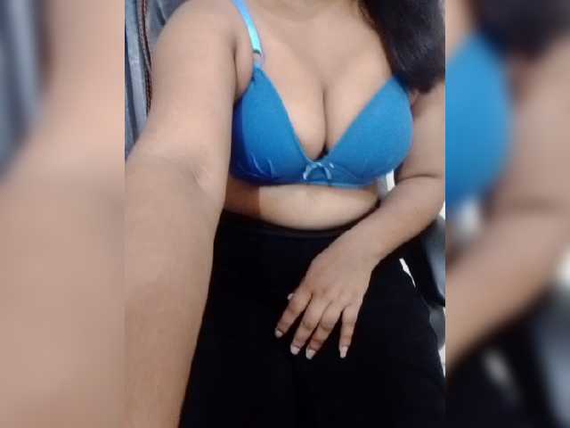 Tapur- live cam on BongaCams