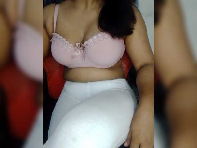 Tapur- live cam on BongaCams