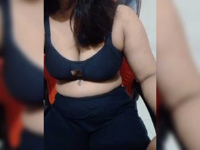 Tapur- live cam on BongaCams
