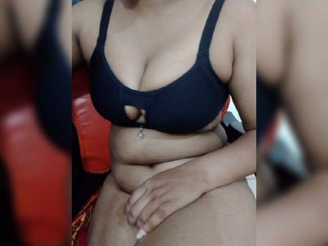 Tapur- live cam on BongaCams