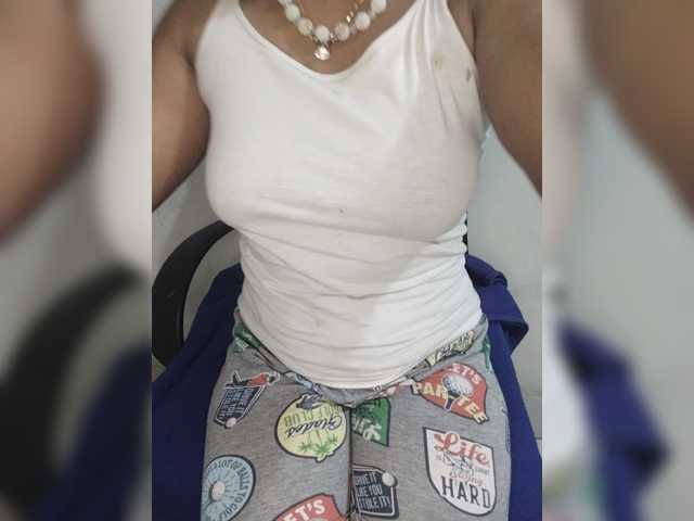 Tapur- live cam on BongaCams