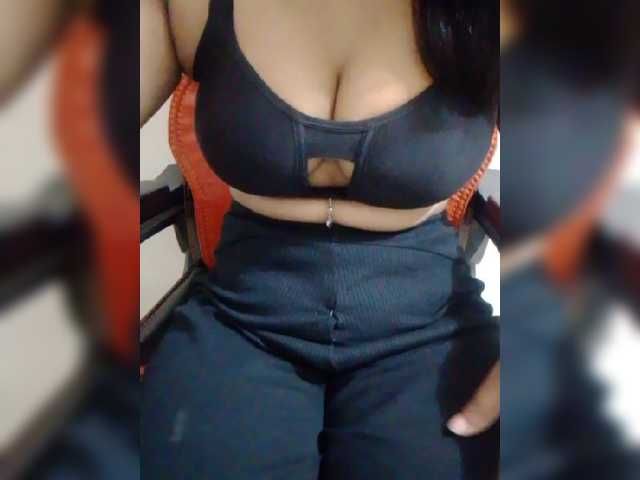 Tapur- live cam on BongaCams