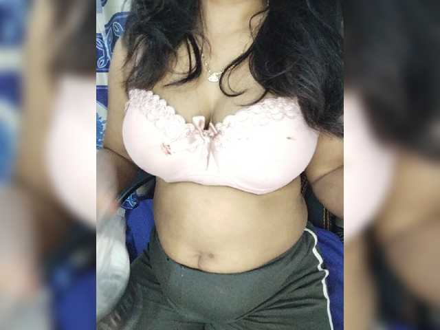 Tapur- live cam on BongaCams