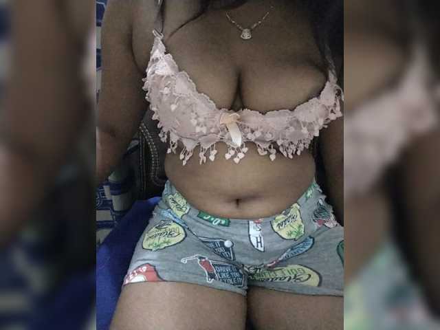 Tapur- live cam on BongaCams