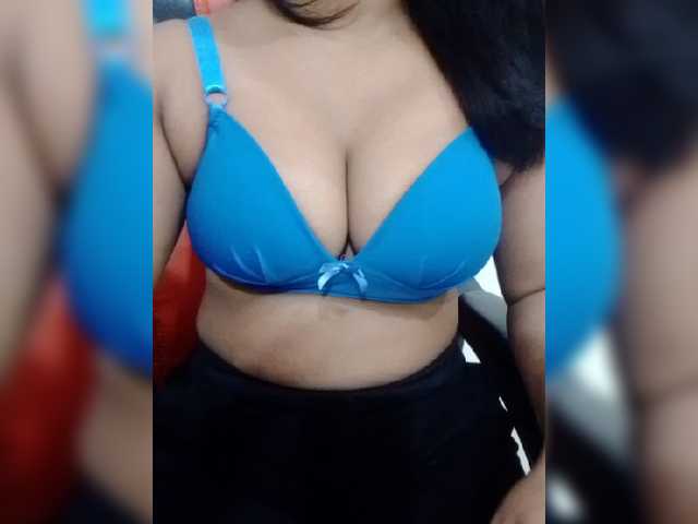 Tapur- live cam on BongaCams