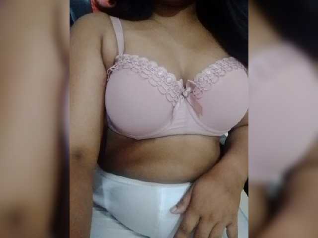 Tapur- live cam on BongaCams
