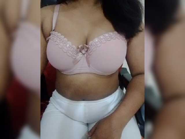 Tapur- live cam on BongaCams