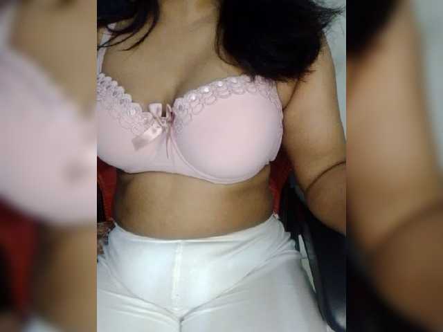Tapur- live cam on BongaCams