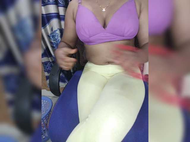 Tapur- live cam on BongaCams