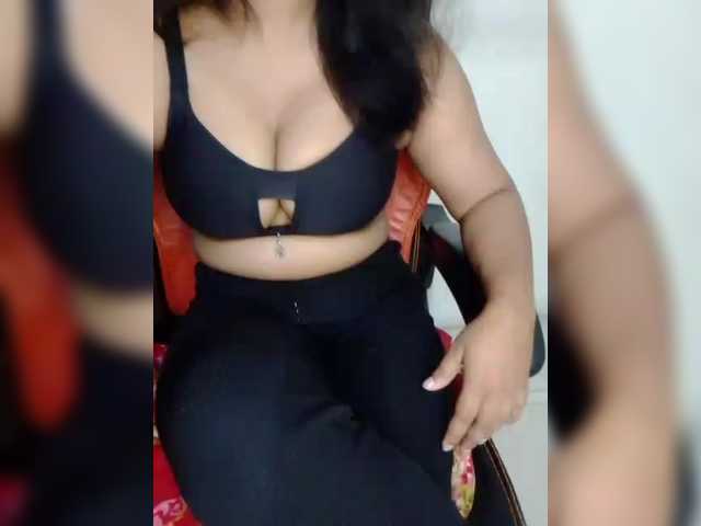 Tapur- live cam on BongaCams