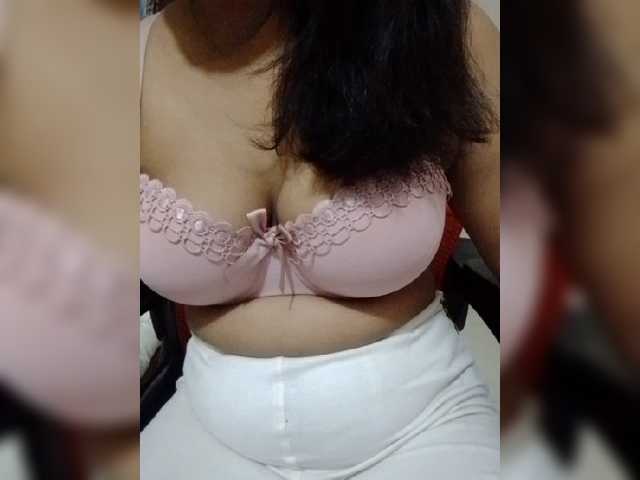 Tapur- live cam on BongaCams