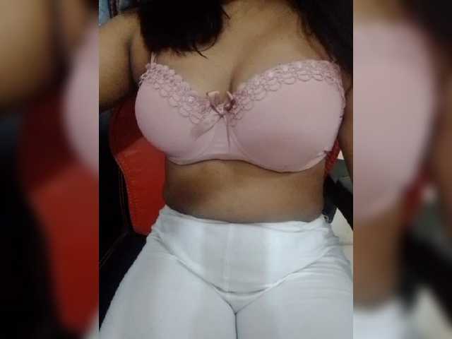 Tapur- live cam on BongaCams