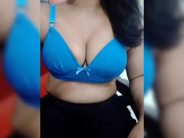 tapur- live sex show