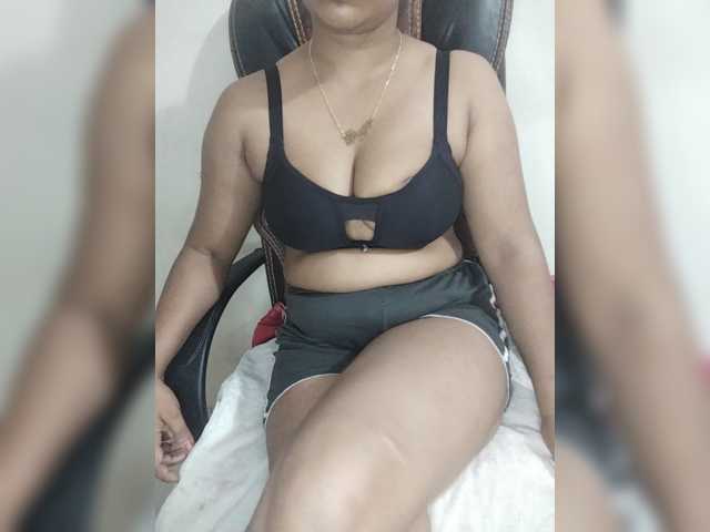 Tapur- live cam on BongaCams