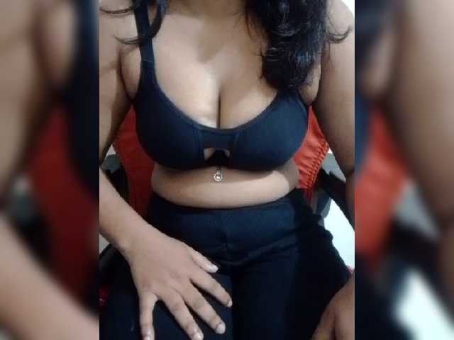 Tapur- live cam on BongaCams