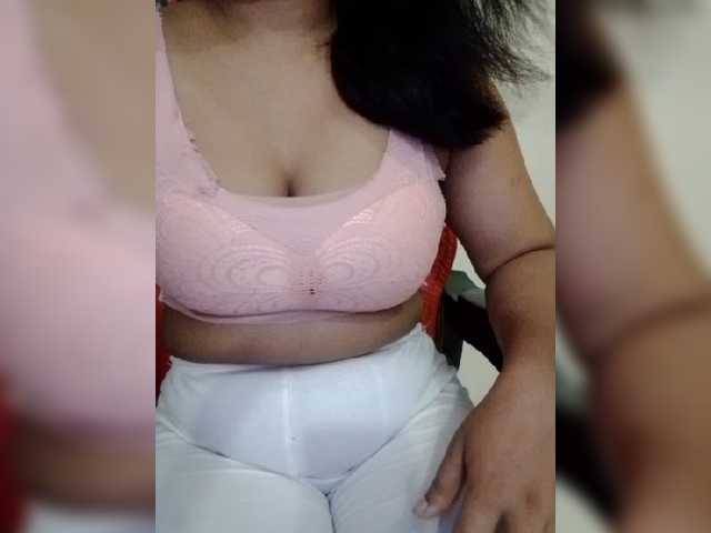 Tapur- live cam on BongaCams
