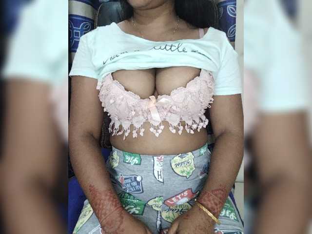 Tapur- live cam on BongaCams
