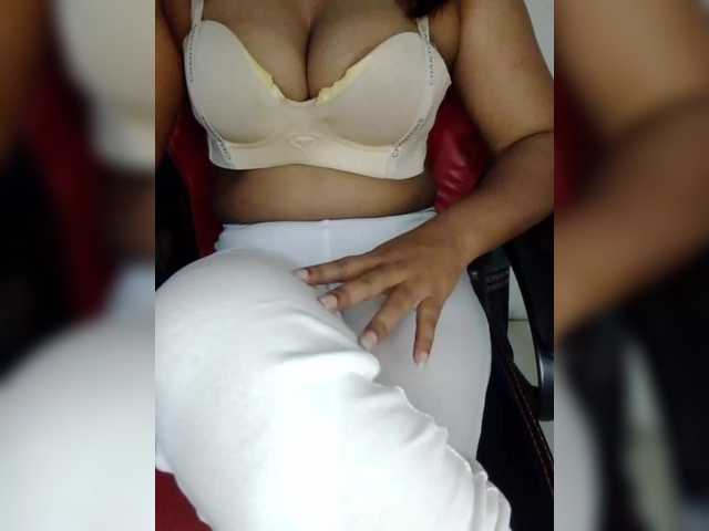 Tapur- live cam on BongaCams
