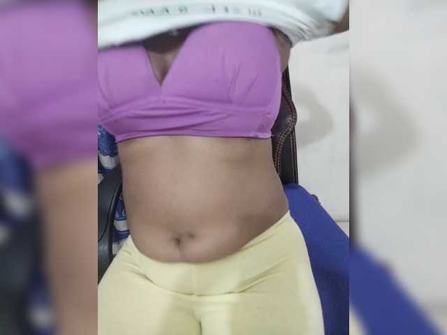 Tapur- live cam on BongaCams