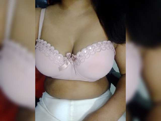 Tapur- live cam on BongaCams
