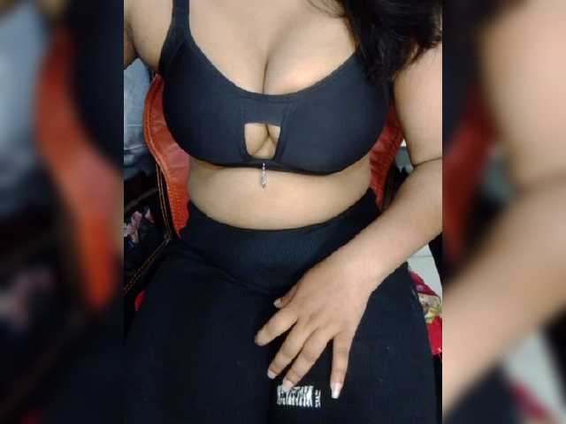 Tapur- live cam on BongaCams