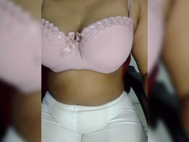 Tapur- live cam on BongaCams